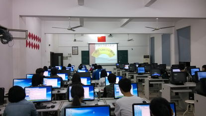 信息工程學(xué)院成功舉辦第六屆計(jì)算機(jī)文化節(jié)，聚焦計(jì)算機(jī)網(wǎng)絡(luò)工程新趨勢(shì)